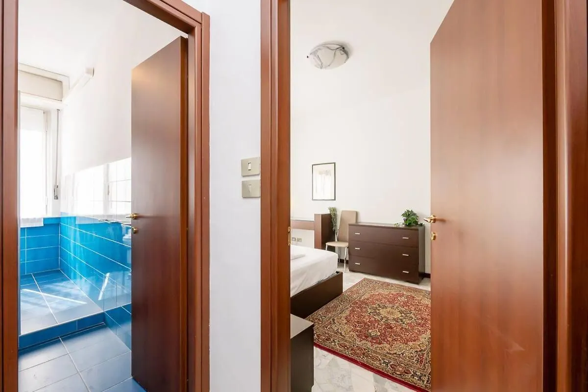 Ihost Apartment - Veneziano 8 Милан 0*,  Италия